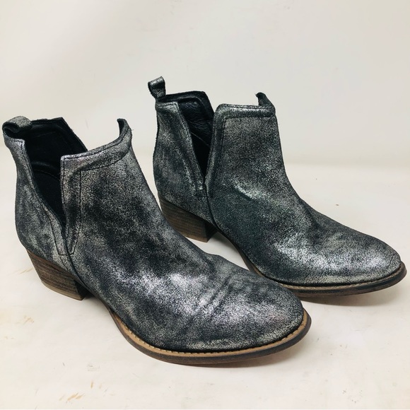 Diba True Stop By Metallic Black Ankle Boots - Picture 2 of 11